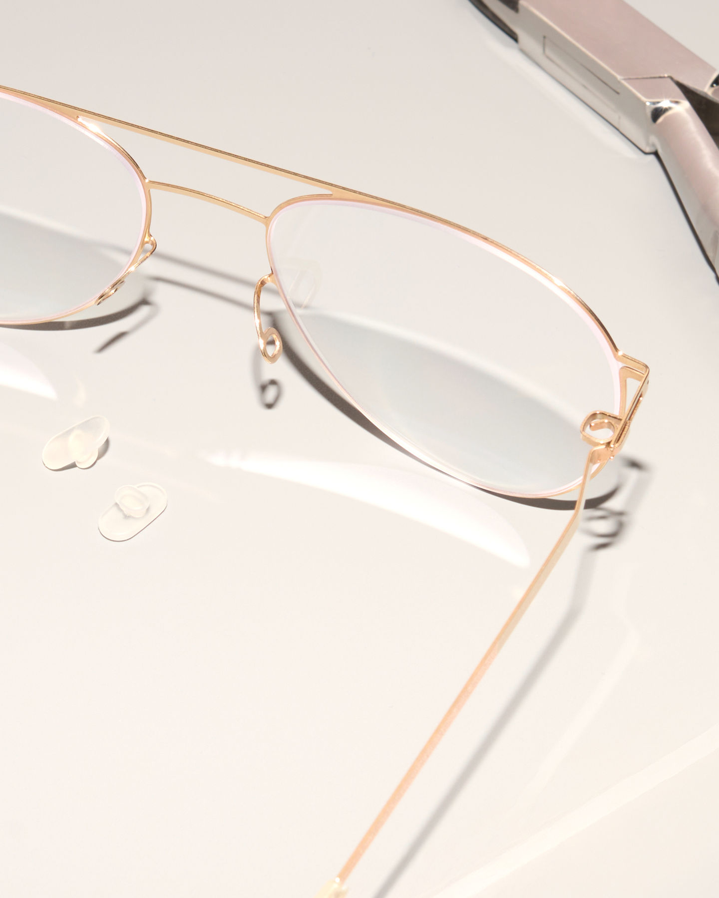 the house of eyewear opticien createur paris pilote Mykita