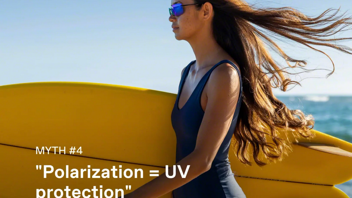 Lunettes de soleil Maui Jim à verres polarisés et protection UV portées en bord de mer